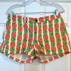 Chubbies orange and pink pineapple shorts! 🍍
